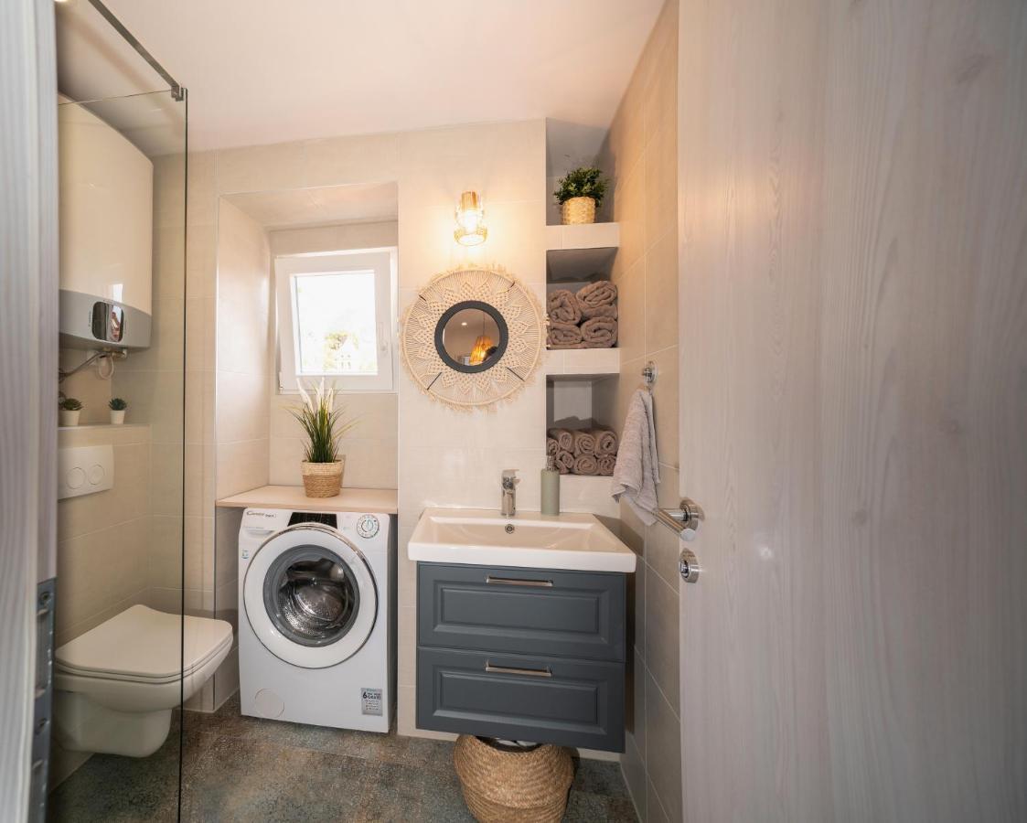 New Cozy Apartment - Center Of Old Town オミシュ エクステリア 写真