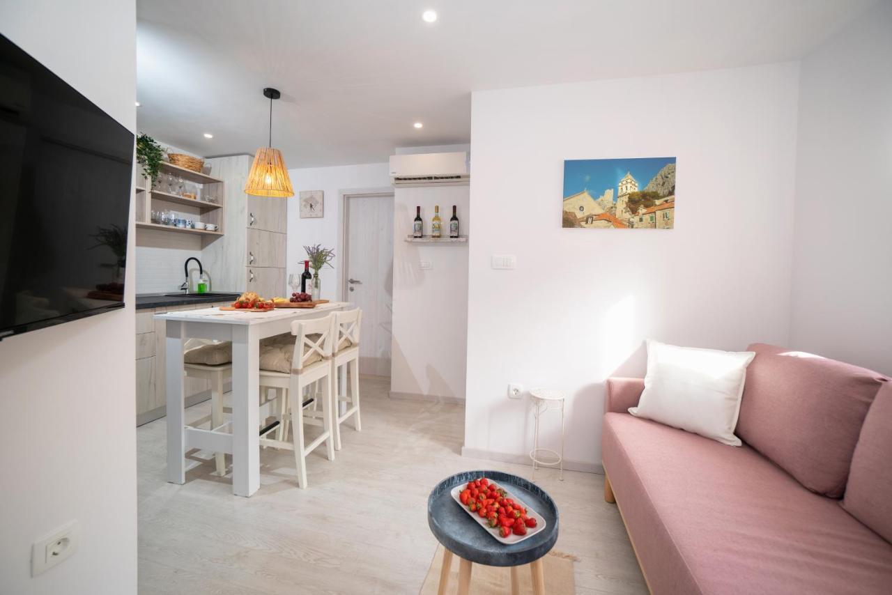 New Cozy Apartment - Center Of Old Town オミシュ エクステリア 写真