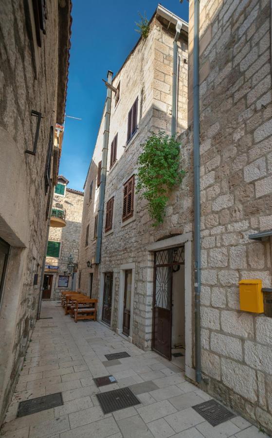 New Cozy Apartment - Center Of Old Town オミシュ エクステリア 写真